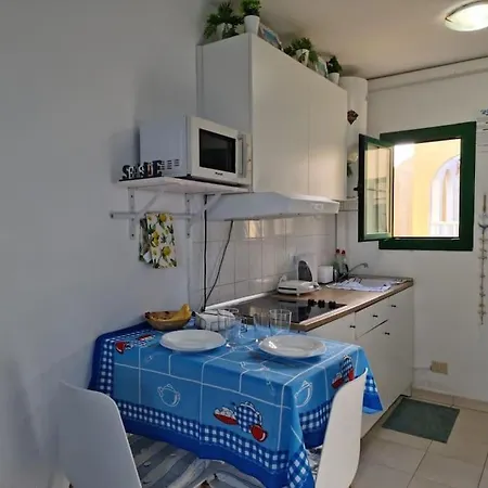 Caleta Paraiso 135 *