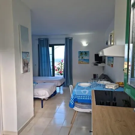 Caleta Paraiso 135 *